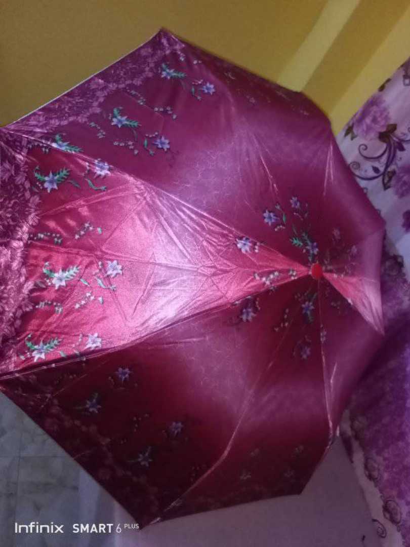 আবছার,ছাতা