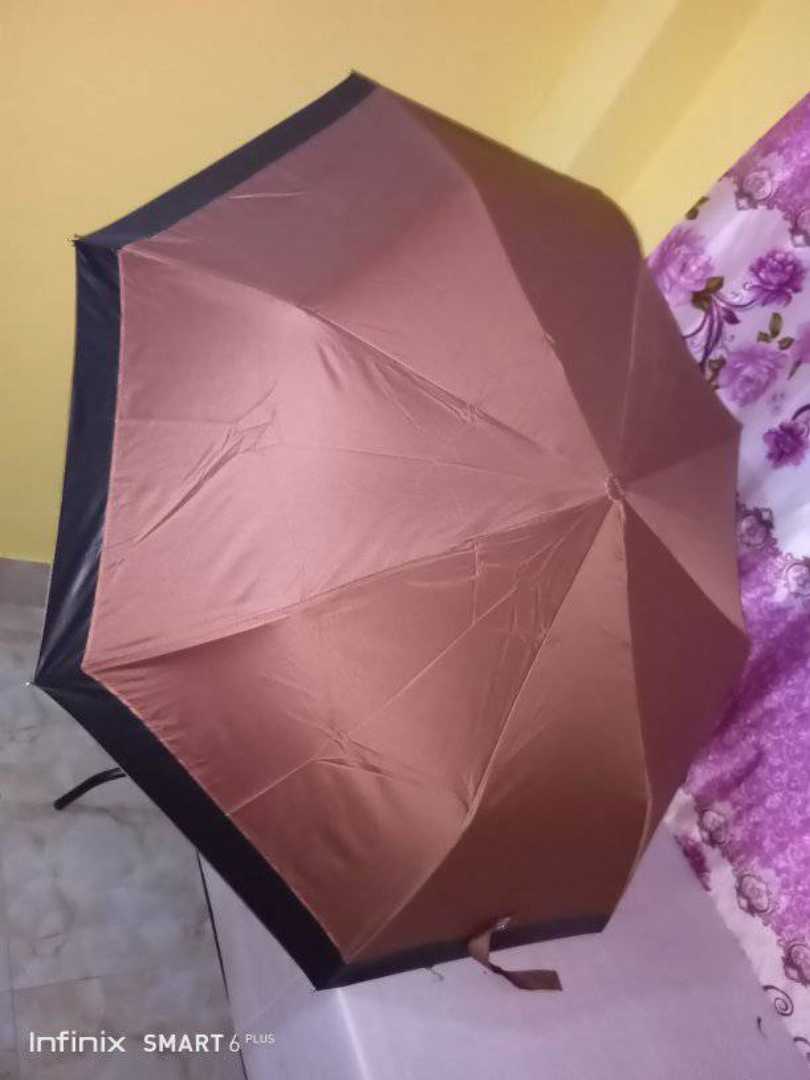 এক,কালারের,ছাতা